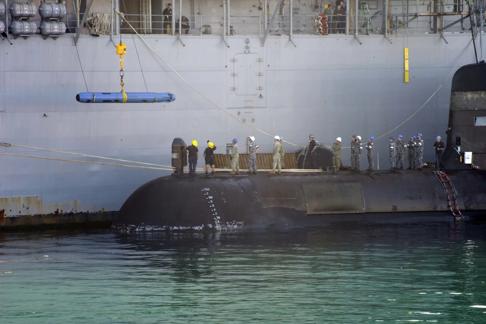Australia abruptly cancels French submarine contract