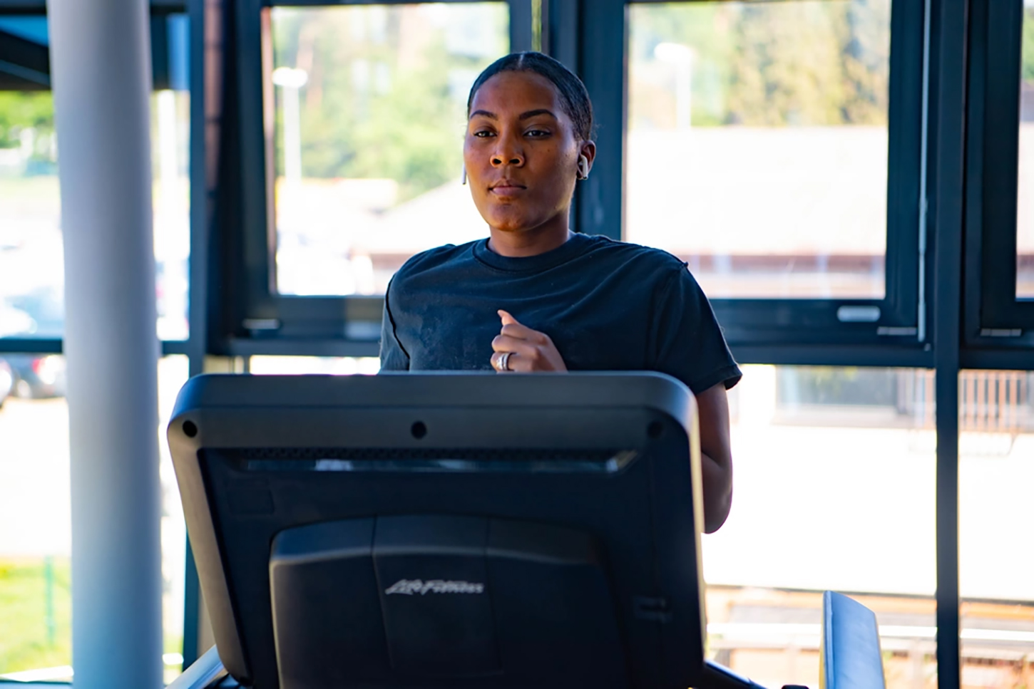 Army fitness test remains a gender bender