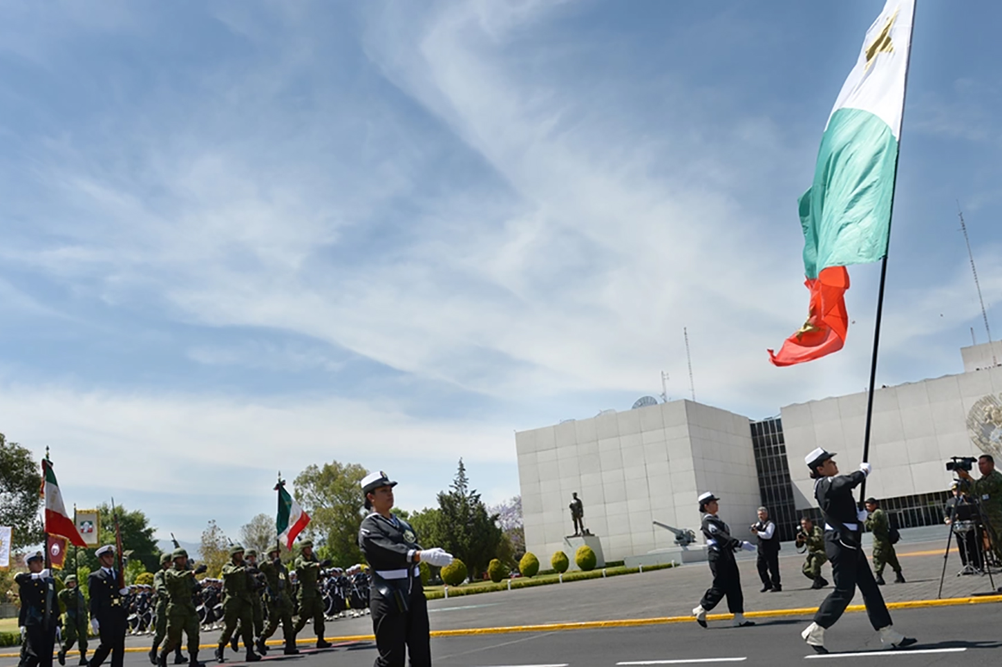 Mexico’s Supreme Court rules to limit role of its army