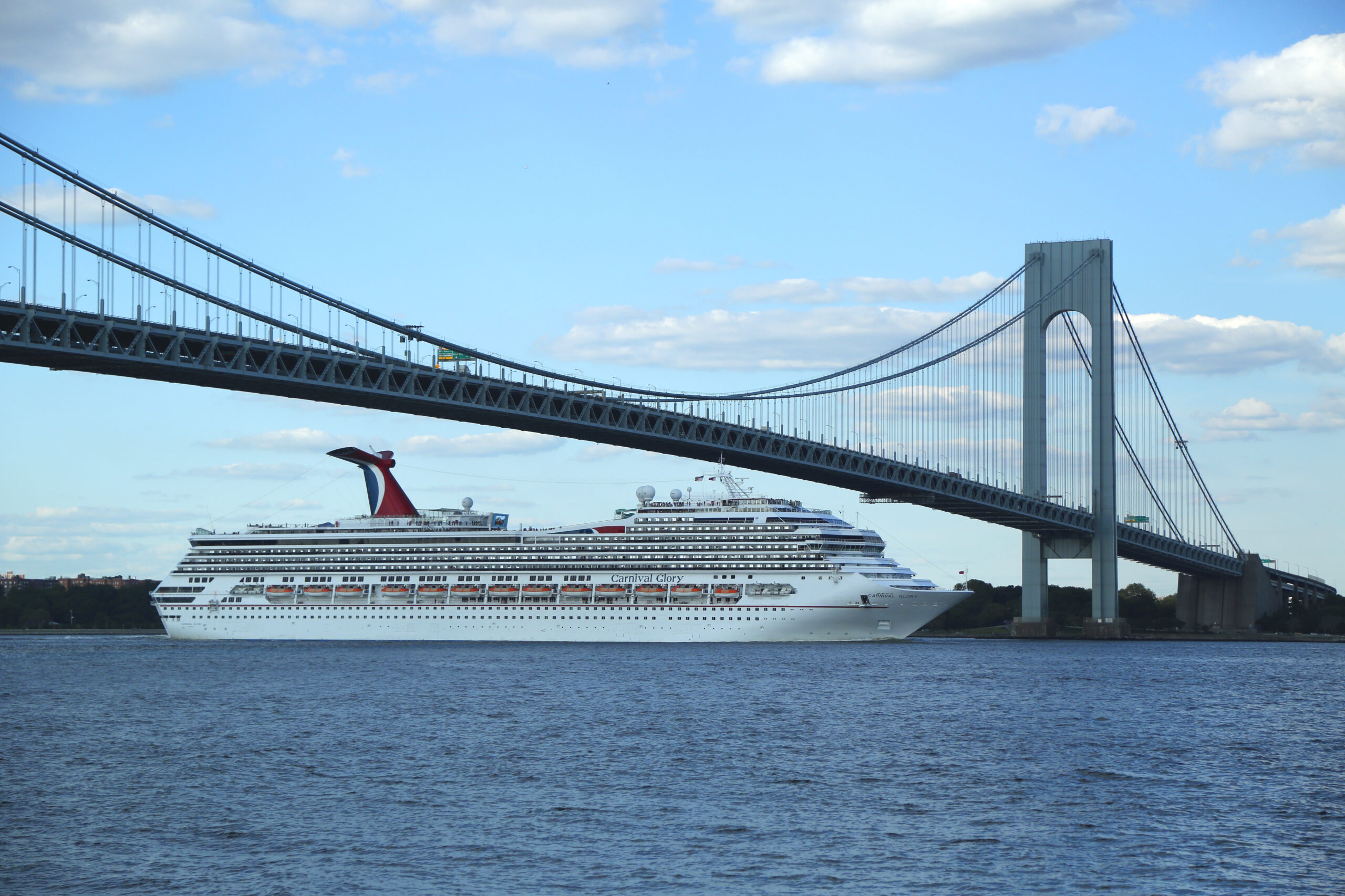 Brawl on cruise ship invokes Coast Guard escort and NYPD response