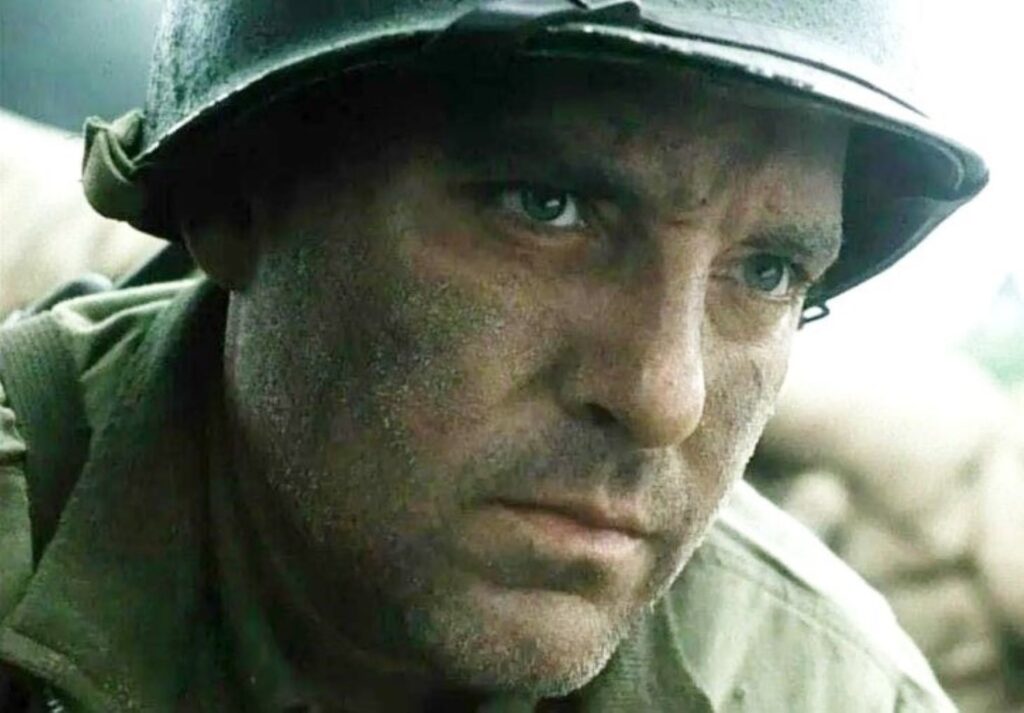 RIP Tom Sizemore, the military icon who never served