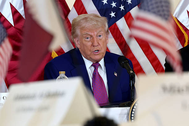 Trump’s Acceptance of Qatari Boeing 747 for Air Force One Sparks Legal and Ethical Backlash