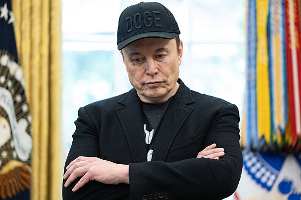 Musk-Trump Feud Escalates, Threatening Billions in Government Contracts and Tesla’s Stability