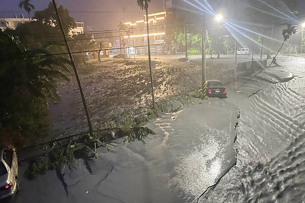 Super Typhoon Ragasa Kills 14 in Taiwan as Barrier Lake Bursts, Hundreds Missing